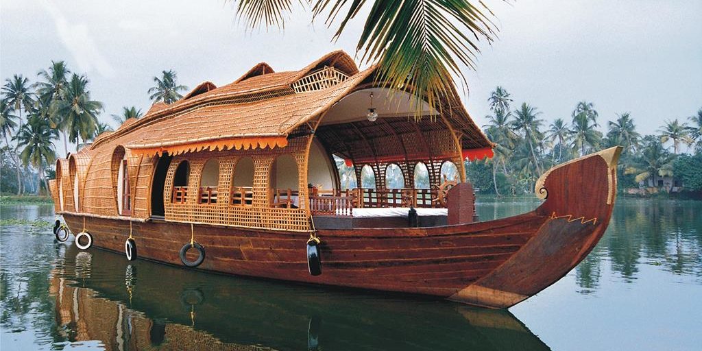 MUNNAR - THEKKADY - ALLEPPEY